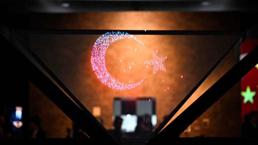 MİT’in 97. kuruluş yılına ithafen “Temas İstanbul” sergisi açıldı