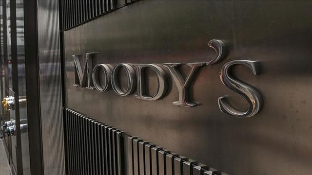 Moody’s Türkiye’nin kredi notunu “pozitif”e çevirdi