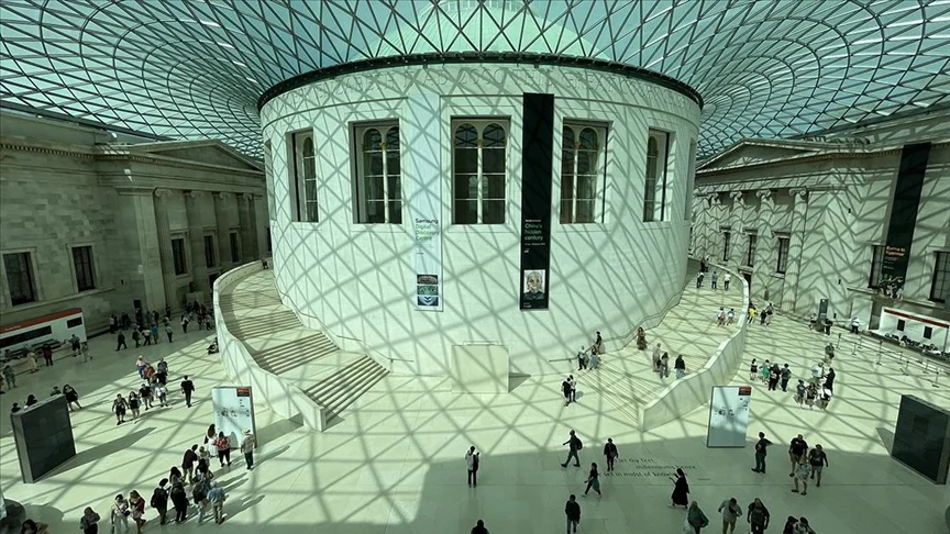 Londra müzelerindeki 1700’e yakın eserin akıbeti bilinmiyor