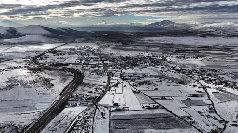 Doğu buz kesti: Nehir ve göller dondu