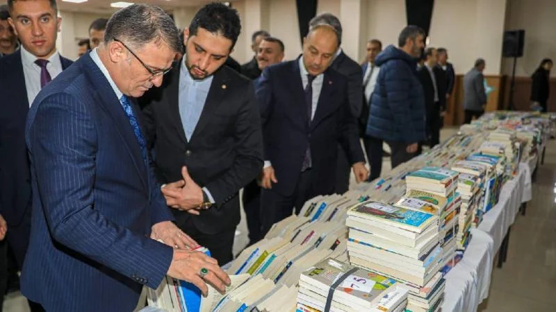Van’da 11 bin derslik için 285 bin kitap alındı