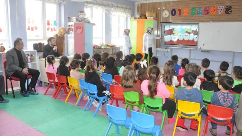 Sorgun’da öğrencilere diş fırçası ve macun dağıtıldı