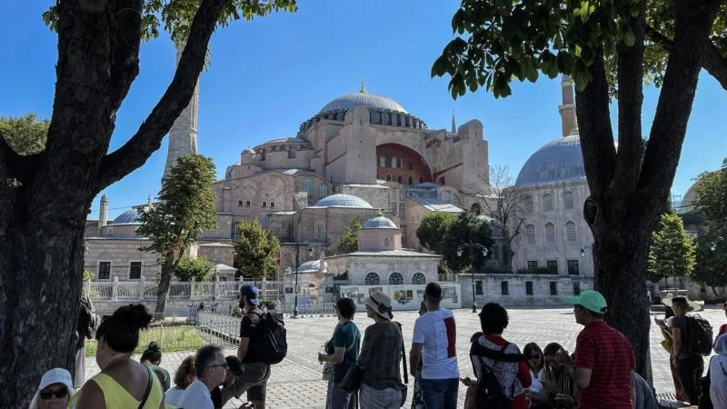 Ayasofya’da yeni düzenleme pazartesi başlıyor