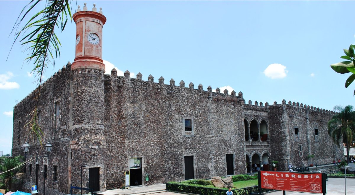 Cortés Sarayı’ndaki “ispanyol Keşiş” iskeletinin Aztek Bir Kadın Olduğu Ortaya Çıktı