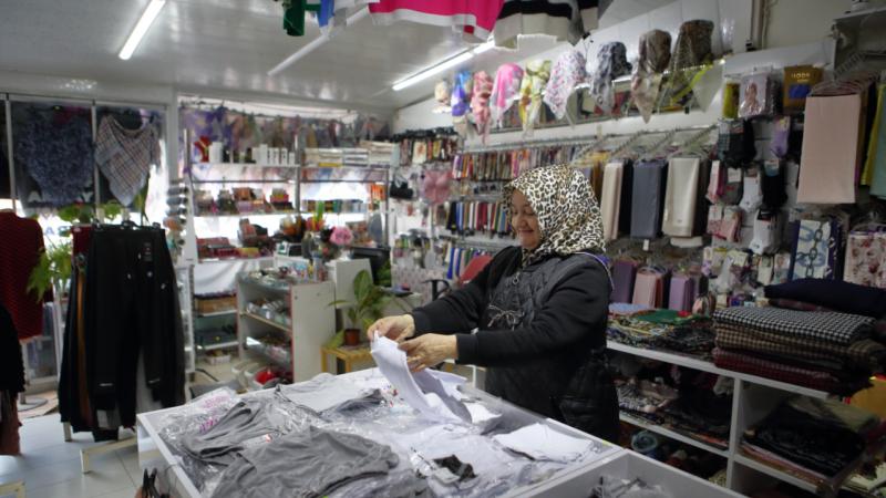 Kadın girişimci mikrokredi desteği sayesinde kendi iş yerinin sahibi oldu