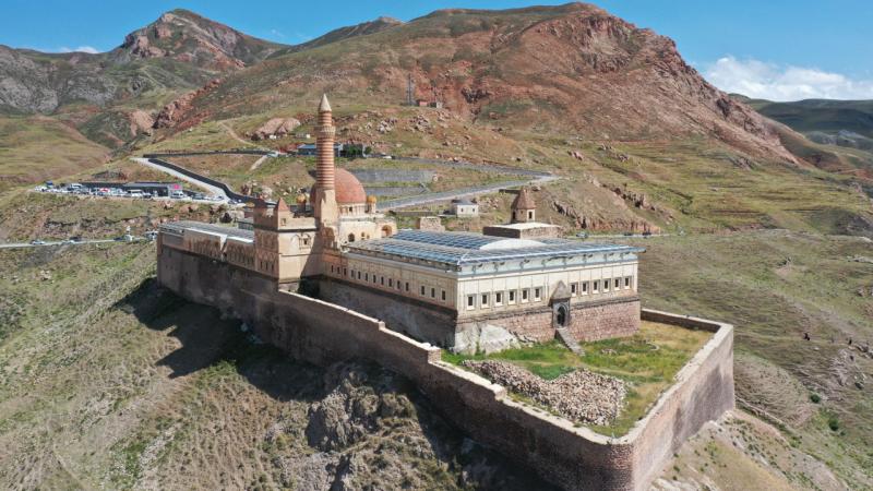 İshak Paşa Sarayı geçen yıl 213 bin ziyaretçi ağırladı