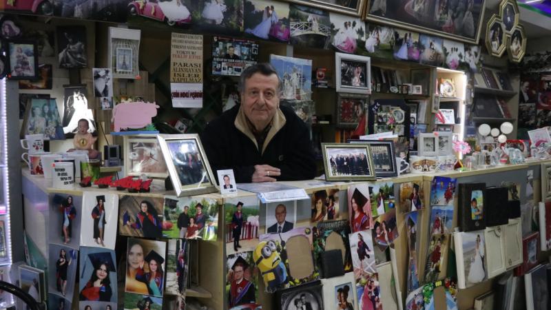 Dedesinden miras fotoğrafçılık mesleğinde yarım asrı geride bıraktı