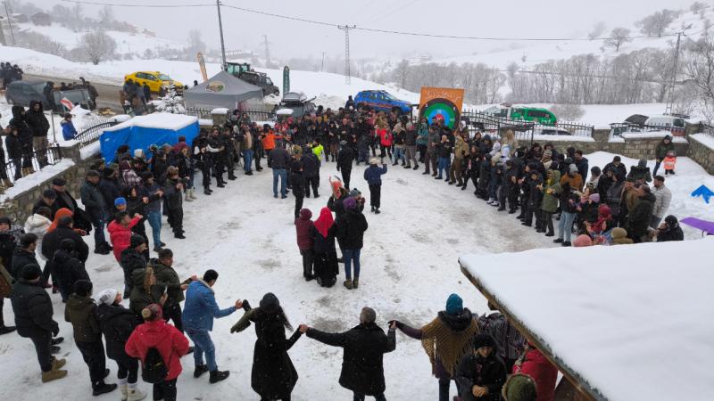 Sakin Şehir Şavşat’ta kış şenlikleri renkli görüntülere sahne oldu