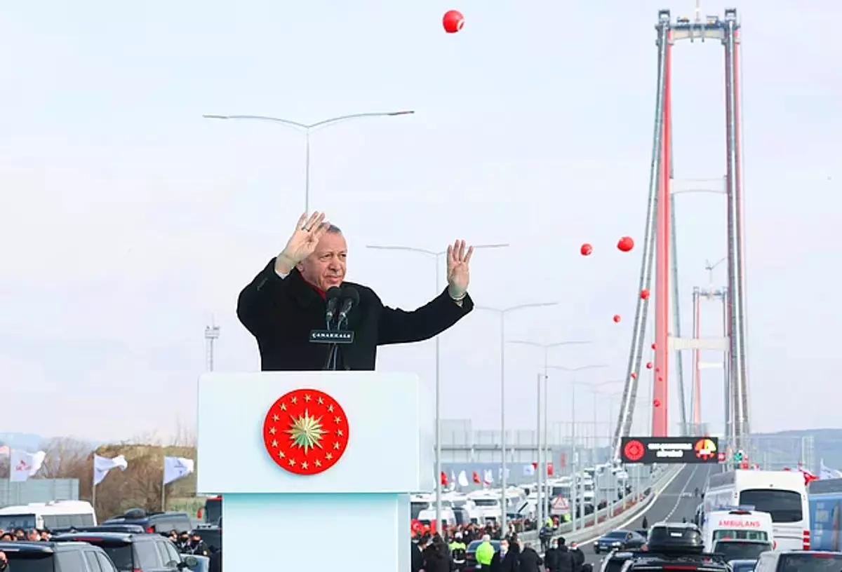 Cumhurbaşkanı Erdoğan: İstanbul’u Yeniden İnşa Etmeye Mecburuz