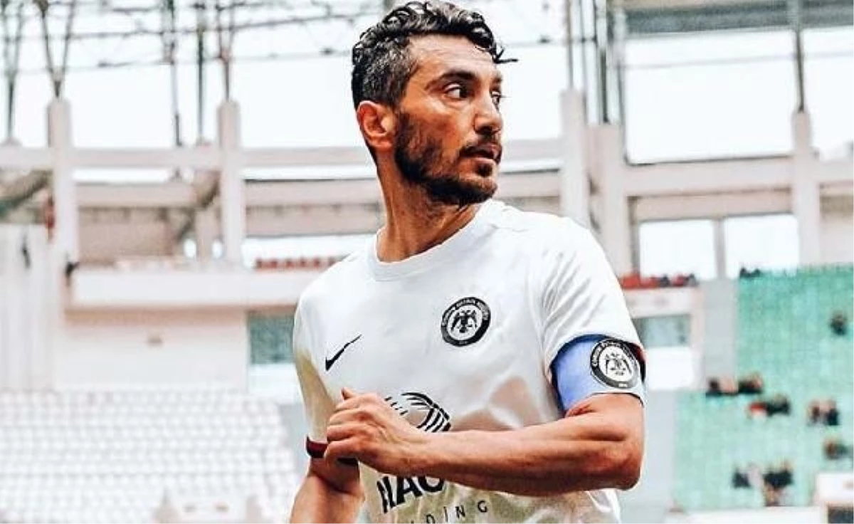 Ahlatcı Çorum FK Kaptanı Murat Yıldırım Futbolu Bıraktı ve Şirket Hisselerini Devretti