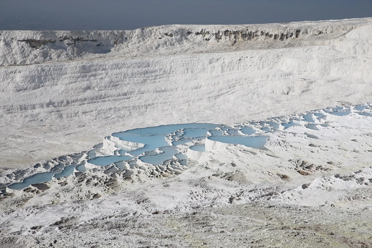 Pamukkale’de Turist Sayısı Artıyor