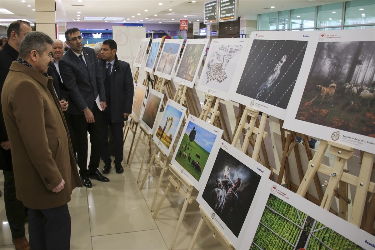 Uşak’ta ’13. Tarım Orman ve İnsan’ Fotoğraf Sergisi Açıldı