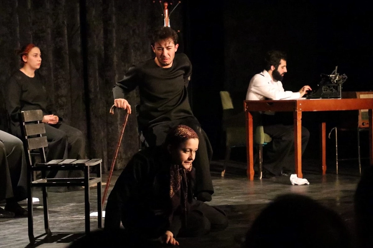 Malazgirt’te Tiyatro Etkinliği