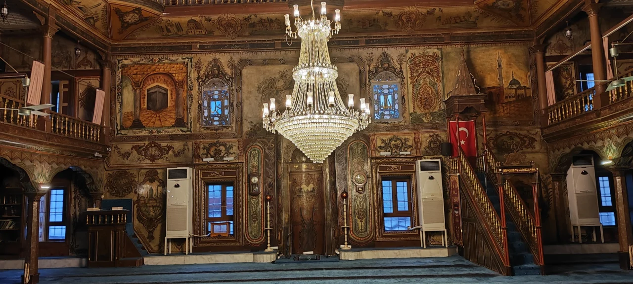 Çizim Ve İşlemeleriyle Ünlü Emir Hıdır Bey Camisi(Özel Haber)