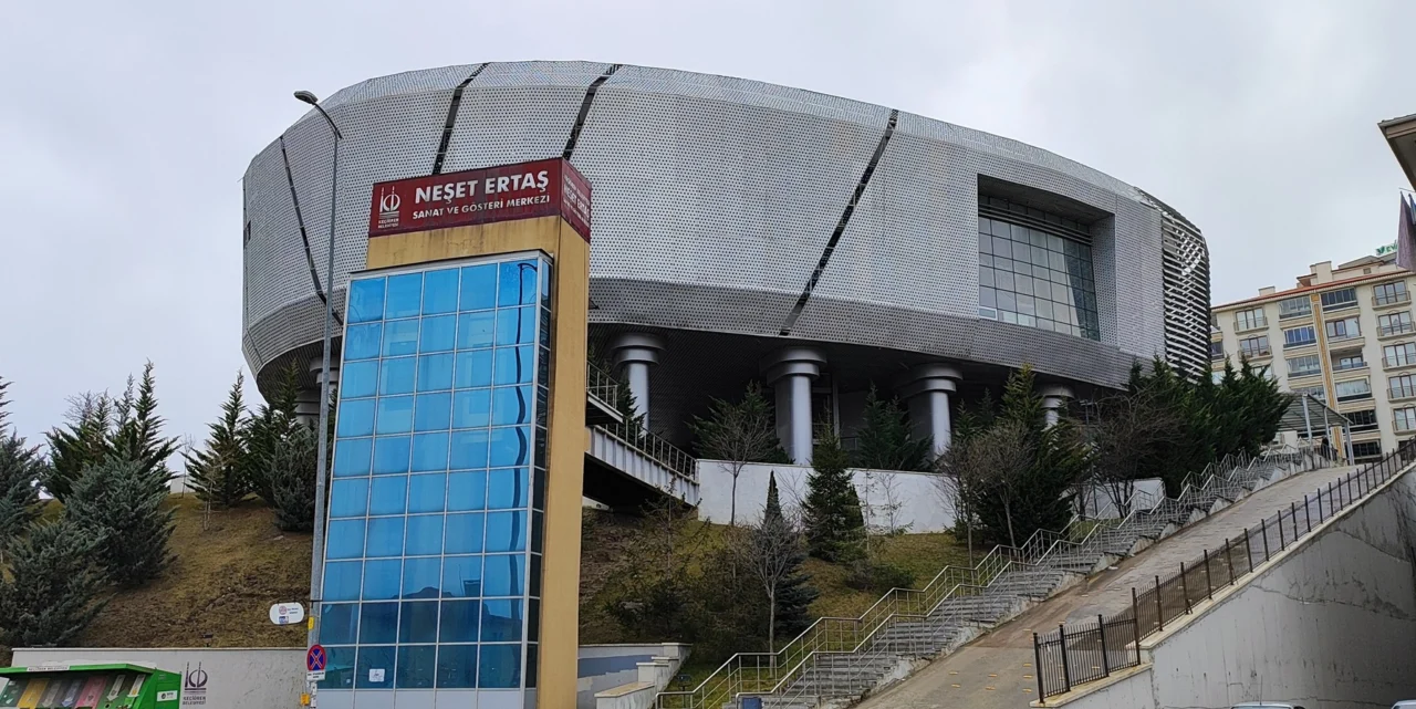 Neşet Ertaş’ın Adı Sanat Merkezinde Yaşatılıyor(Özel Haber)