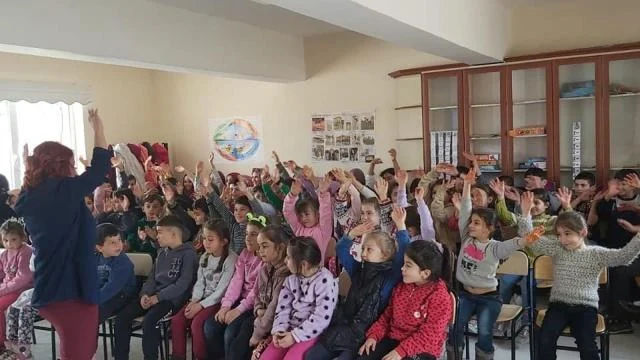Çorum’da ilkokul öğrencileri bilim şenliğiyle eğlendi