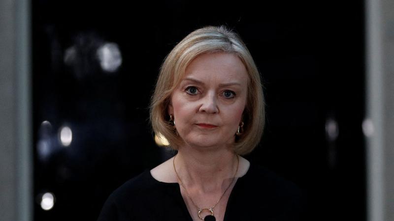 Eski İngiliz Başbakan Truss: İngiliz derin devleti önümü kesti