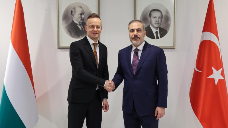 Macaristan Dışişleri Bakanı: Bizim için doğal gaz tedariki Türkiye’siz mümkün değil