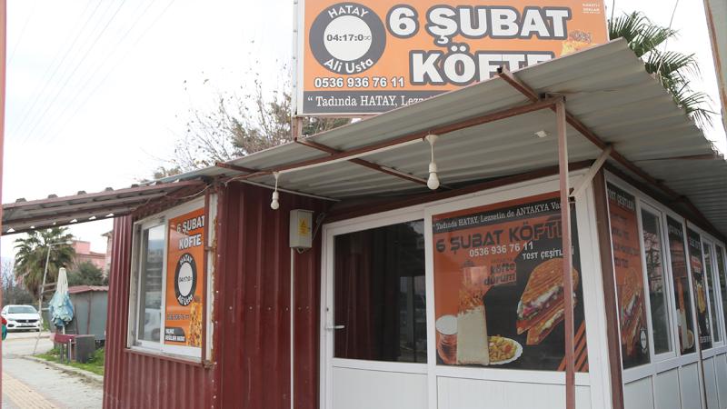 Depremin acısı Hatay esnafının tabelasında