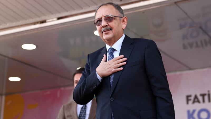Bakan Özhaseki: Kentsel dönüşüm yapmak isteyene kapımız açık