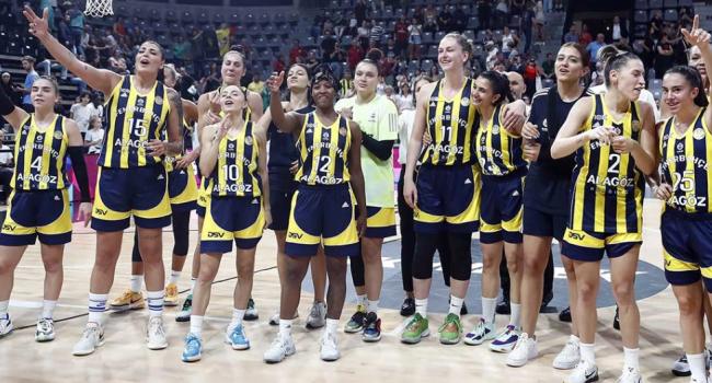 Fenerbahçe Alagöz Holding Dörtlü Final’de