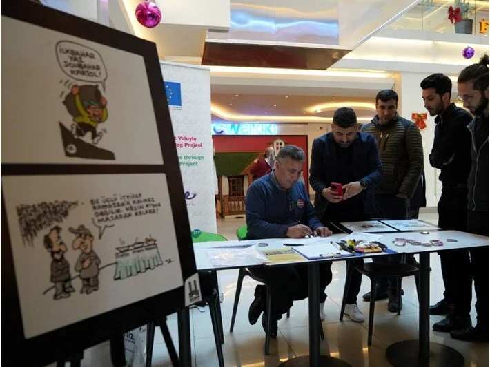 Erzincan’da kış temalı karikatür sergisi açıldı