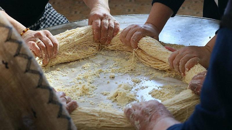 Bayburt’ta asırlık “Tel helvası” geleneği yaşatılıyor