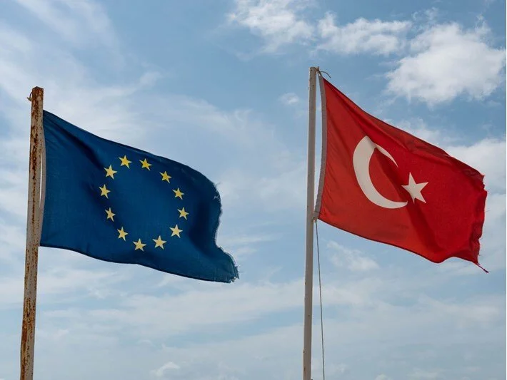 AB Komisyon Üyesi Varhelyi: AB terörle mücadelede Türkiye’nin yanında