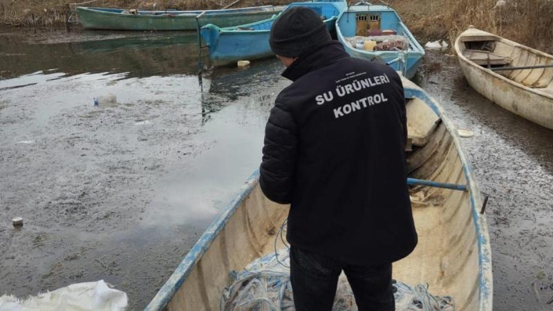 Beyşehir gölünde denetimler aralıksız sürüyor