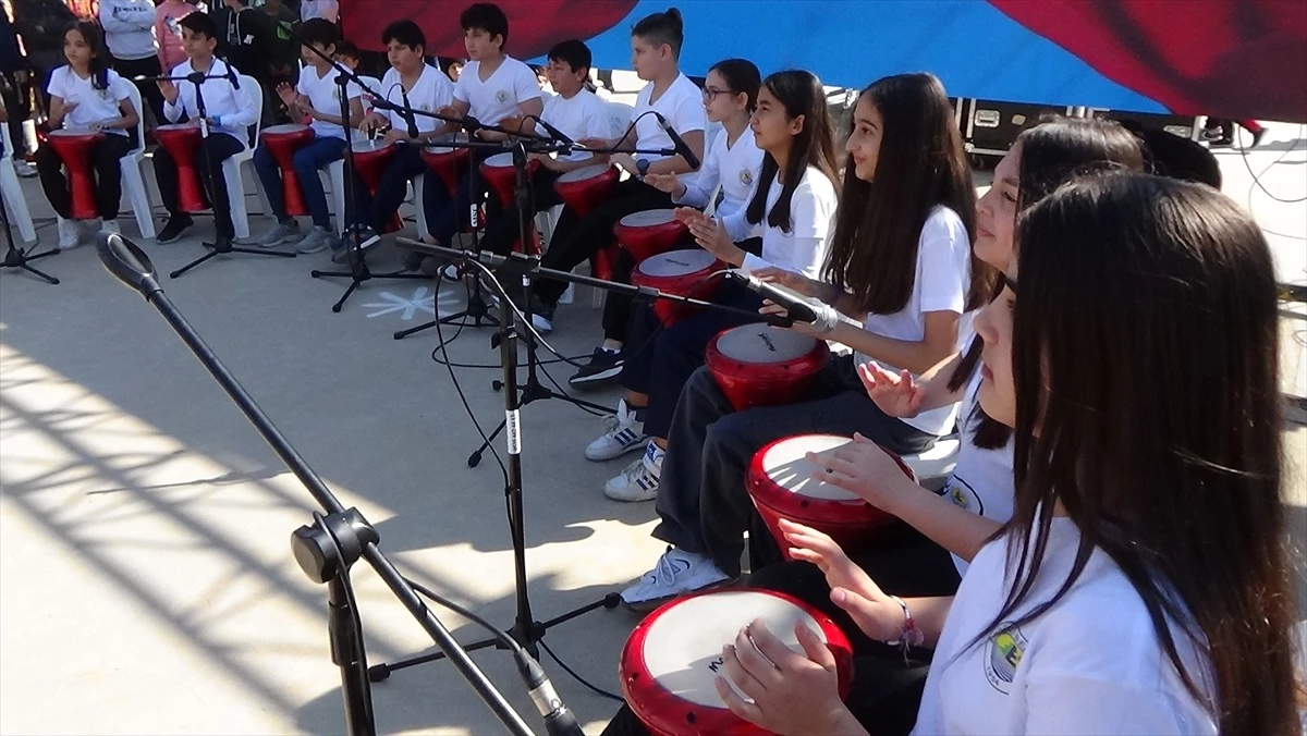 Mersin Erdemli’de Çocuk Şenliği Düzenlendi