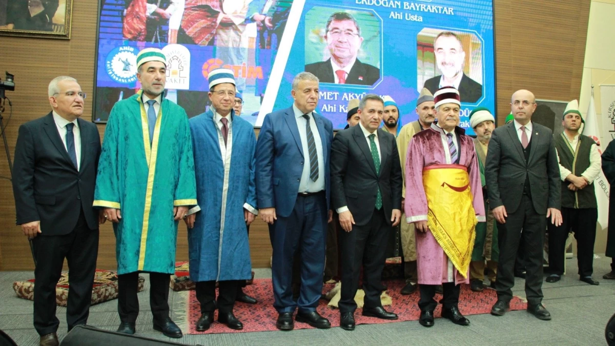 Kırşehirliler Vakfı’ndan Ahilik Ödül Töreni