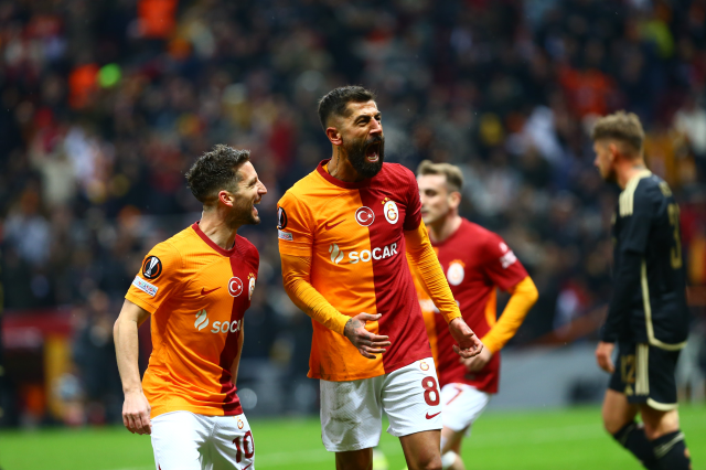 Galatasaray, Sparta Prag’ı 3-2 yendi