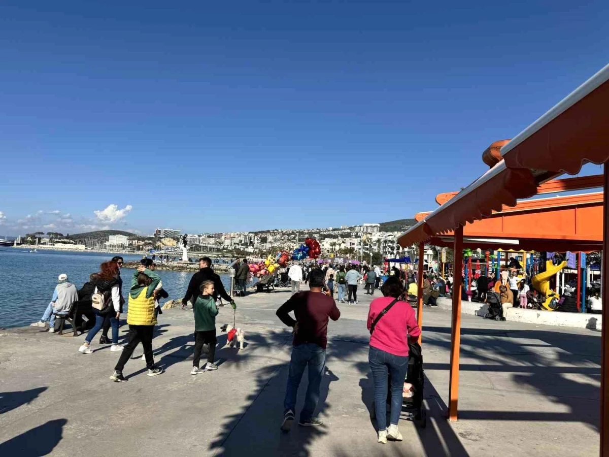 Kuşadası’nda Şubat Ayında Sıcak Hava Dalgası