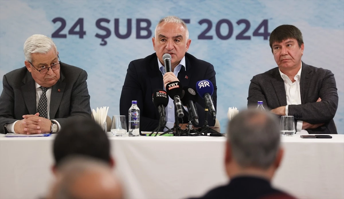 2024’te Antalya 17 Milyon Ziyaretçiyle Rekor Kırabilir