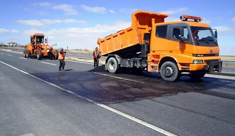 Kara yollarında yapılan çalışmalar nedeniyle ulaşım kontrollü sağlanıyor