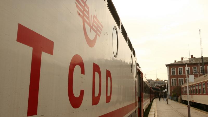 TCDD otlarla mücadele kapsamında tren yollarında ilaçlama yapacak