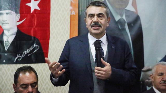 Bakan Tekin: Çok farklılıklarımız olabilir ama ortak noktada buluşmalıyız