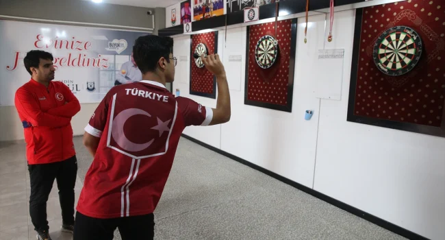 Milli dartçı Süleyman’dan 7 yılda 75 madalya