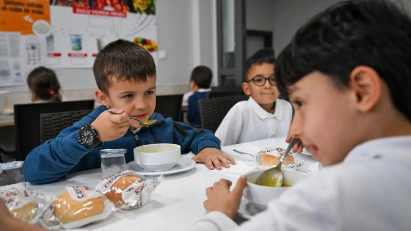 Kantinlerde “meyve ve çorba günü” etkinliği başlatıldı