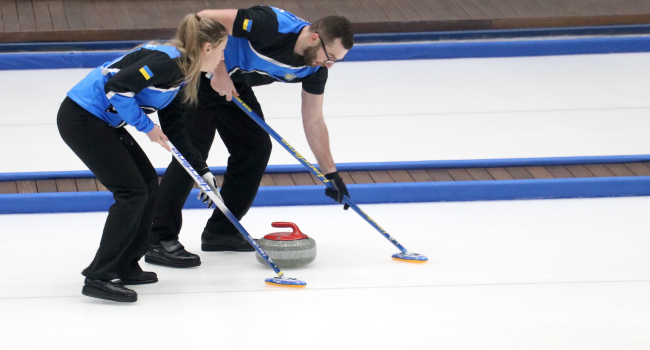 Curlingde karışık çiftlerde şampiyon Ukrayna