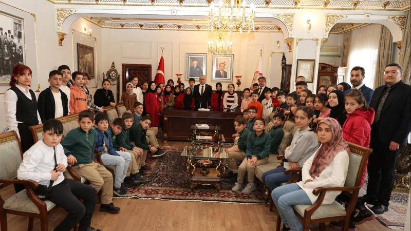 Sivas’ta “Tiyatrom 58” projesi kırsaldaki öğrencileri tiyatroyla buluşturacak