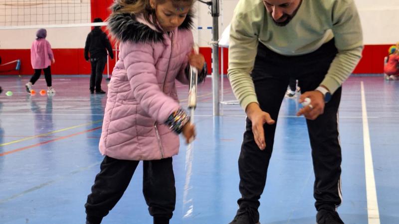 Suşehri’nde özel eğitimli öğrenciler spor yaparak eğlendi