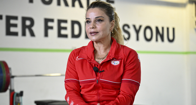 Nazmiye Muratlı’dan gümüş madalya