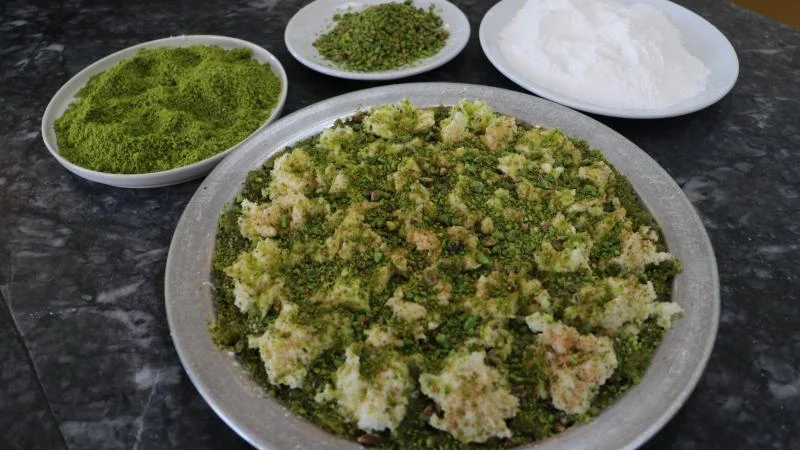 Kilis’in tescilli lezzeti “cennet çamuru” iftar sofralarından eksik olmuyor