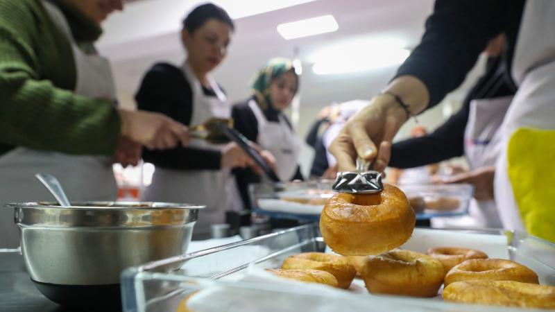 Meslek edindirme programlarından geçen yıl 11,5 milyon kişi yararlandı
