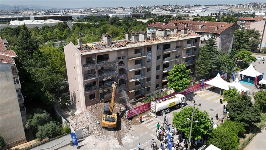 Deprem hareketliliği artan 4 il için yapı stoku uyarısı!