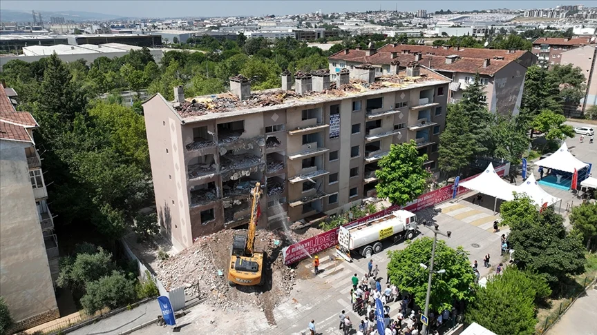 Deprem hareketliliği artan 4 il için yapı stoku uyarısı!