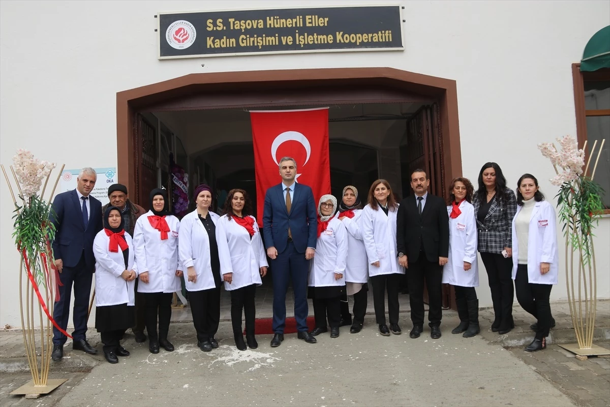 Taşova Bamyasının Katma Değerinin Artırılması Projesi Kapsamında Meyve Sebze Kurutma ve Paketleme Tesisi Açıldı