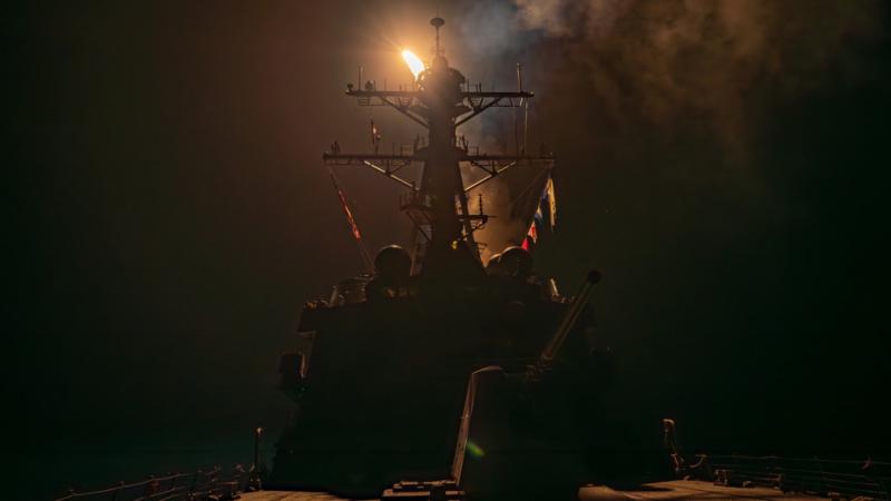 İngiltere Kızıldeniz’de bir geminin vurulduğunu duyurdu