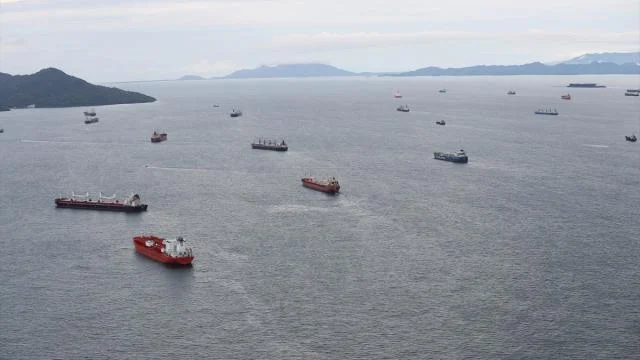 Nakliye güzergahlarındaki aksaklıklar küresel ticarete darbe vurdu